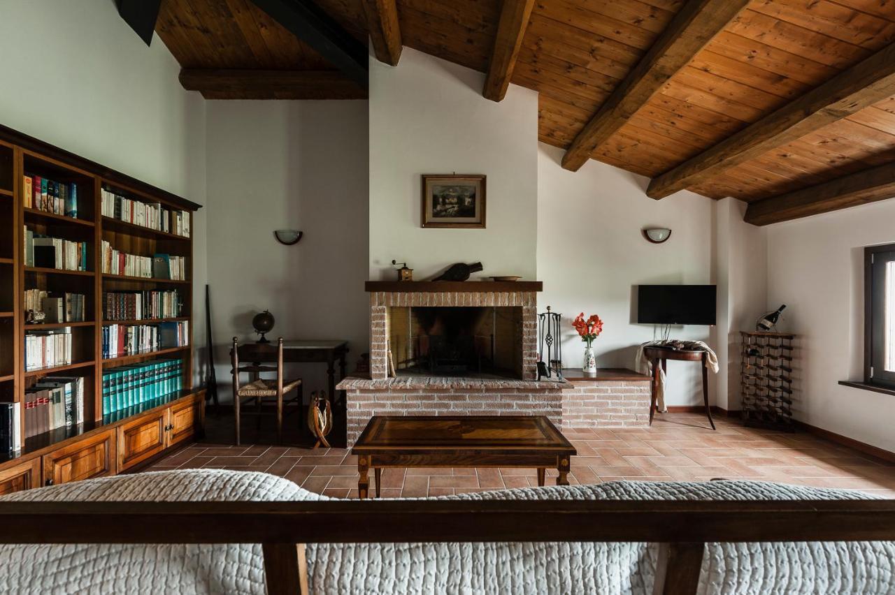 Casa Del Colle Apartment Casa Macehia Meli Екстериор снимка